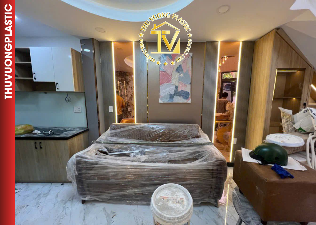 Thi công ốp tường trần