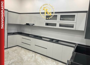 Tủ Bếp chữ U màu trắng siêu lớn
